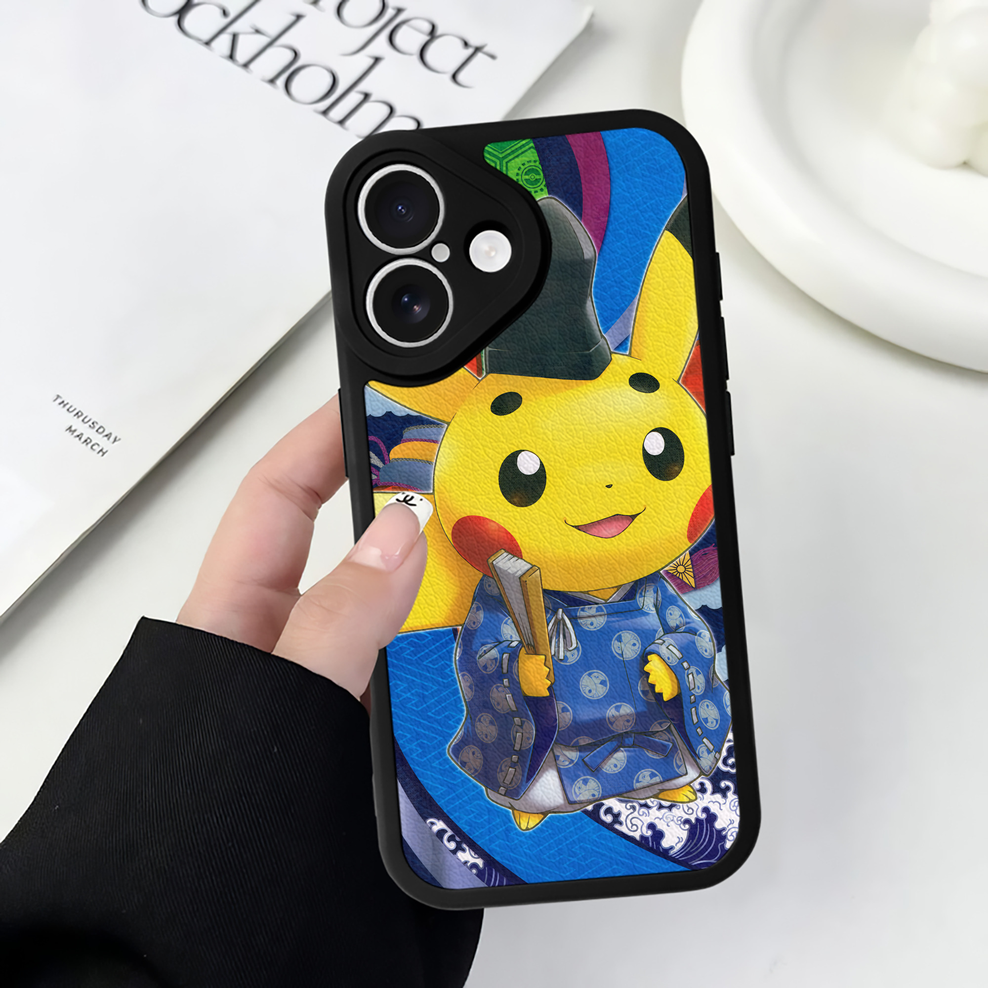 （画像用） ポケットモンスター Pokémon 【iPhone 16シリーズ対応】シリコンスマホケース（レザー調） 材質：シリコン